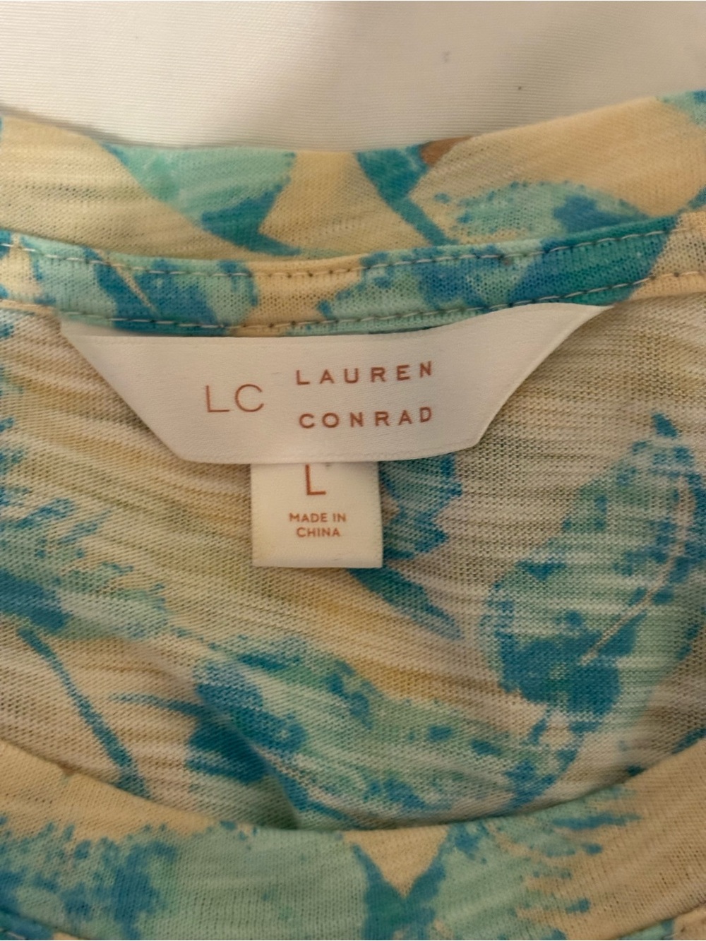 LC Lauren Conrad Blue Floral Leaf Print Slub Tee Top Size L - Picture 2 of 7